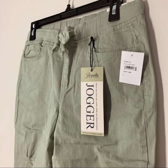 YMY HIGH RISE DISTRESSED ANKLE JOGGER RIPS LIGHT MOSS - Picture 7 of 9